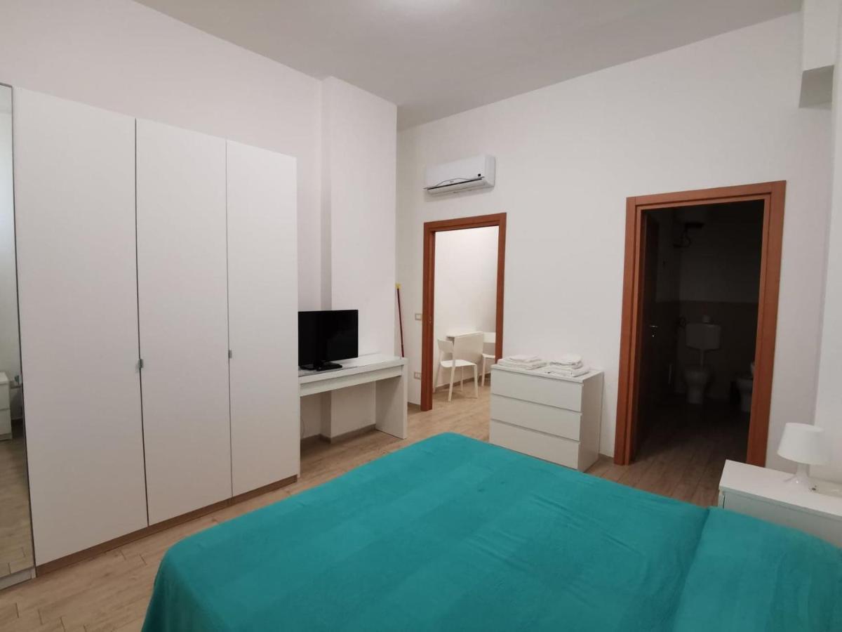All' Ombra Del Faro - Mini Apartments Tarento Exterior foto